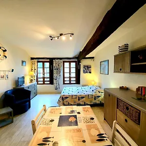 Studio Centre Historique Quartier Saint Patern , Vannes France