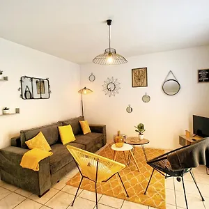 Trés Joli T1 Bis 32m Carré , Vannes France