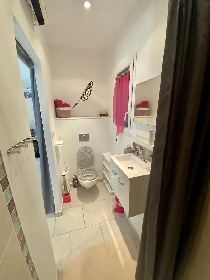 Chambre Privee Independante Au Coeur Du Luberon Saint-Saturnin-d'Apt Accommodatie bij particulieren
